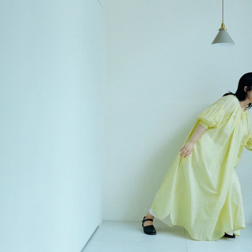 綁帶澎袖洋裝 檸檬黃