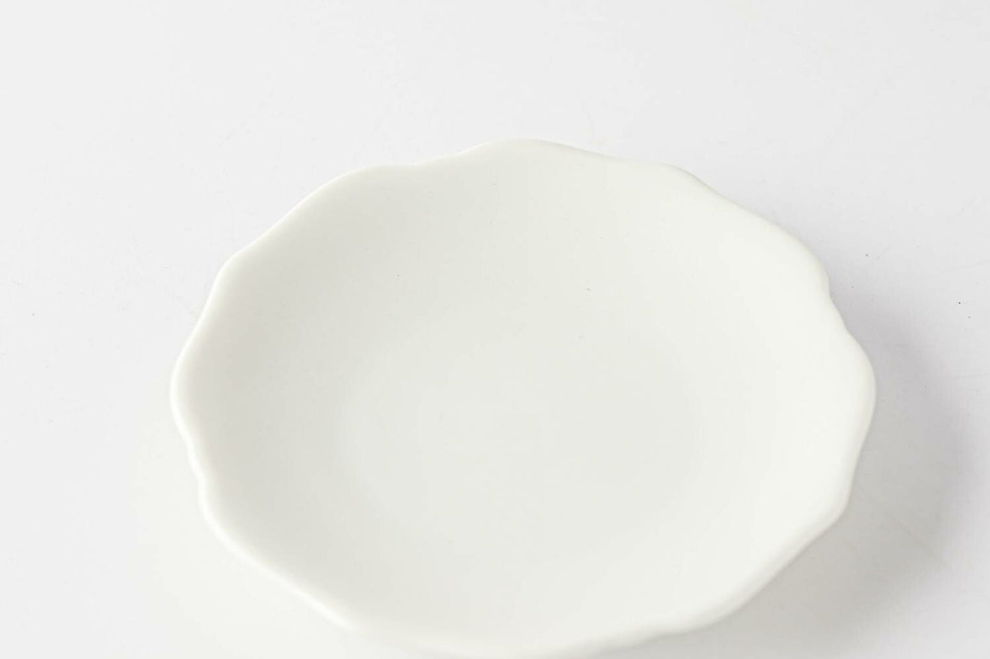meimei-ware 10 小皿 稜花(青白)