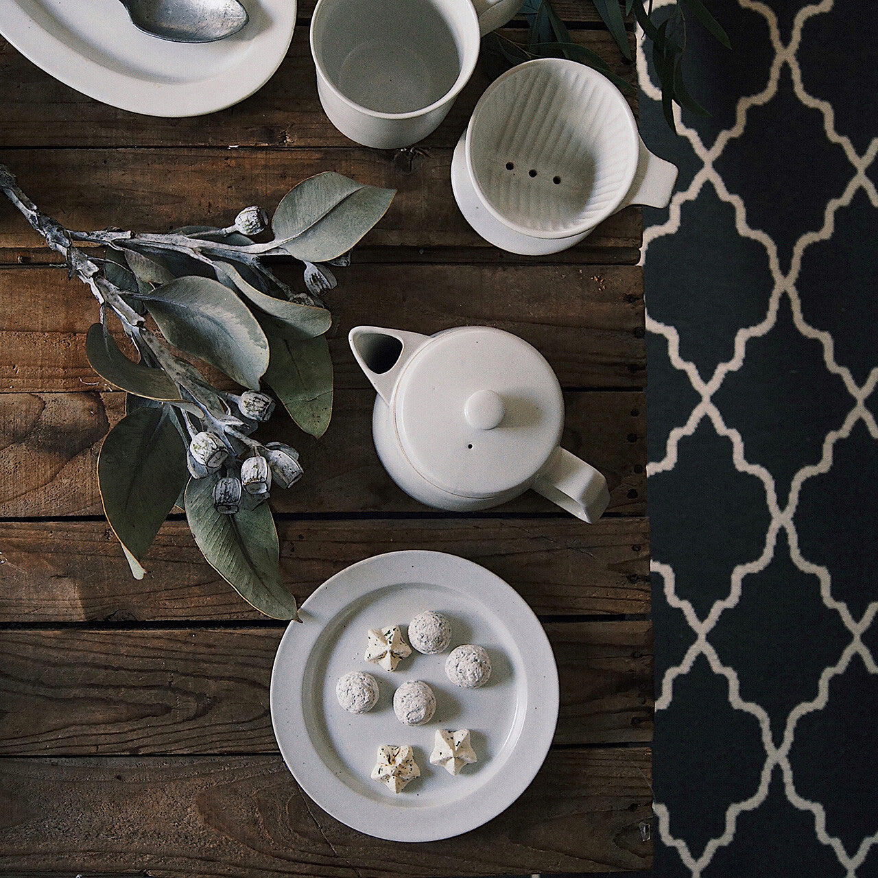 Ancient Pottery Teapot 古董白 茶壺