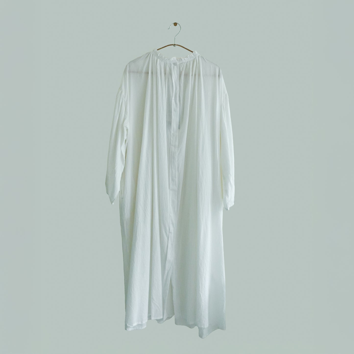 摺邊領口襯衫洋裝 白