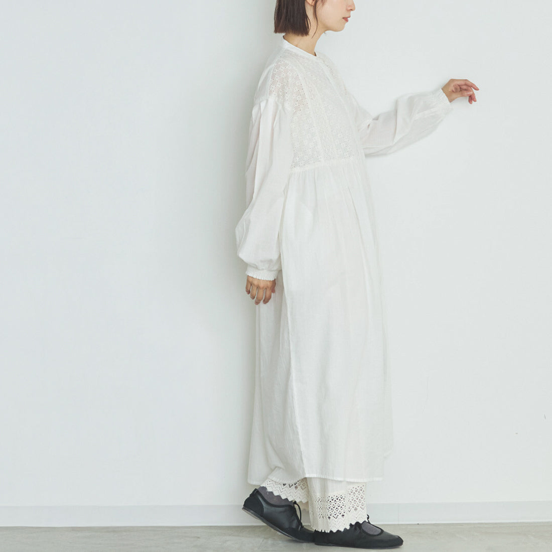 刺繡襯衫洋裝 白