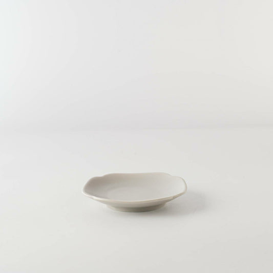 meimei-ware 10 小皿 隅入（薄灰）