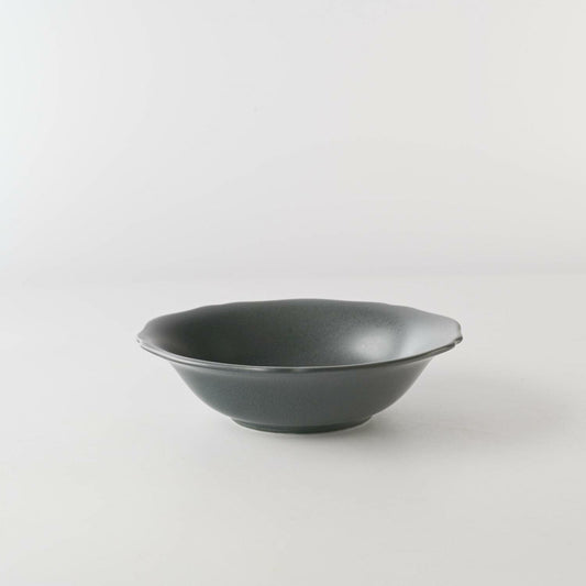 meimei-ware 14.5 取鉢 輪花（黒錆）