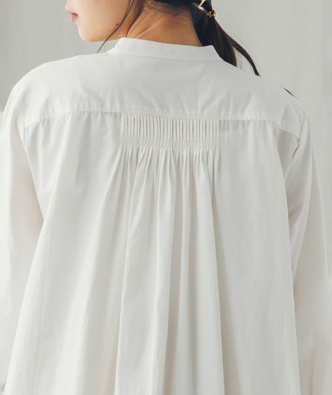 蕾絲編織挺版洋裝 off white