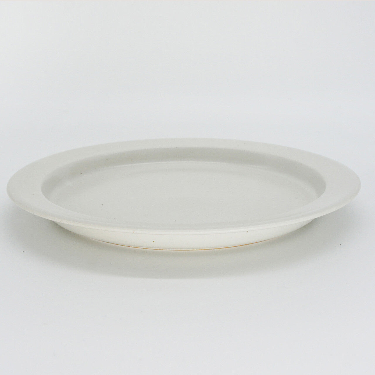 Ancient Pottery Plate 古董白 圓盤 L