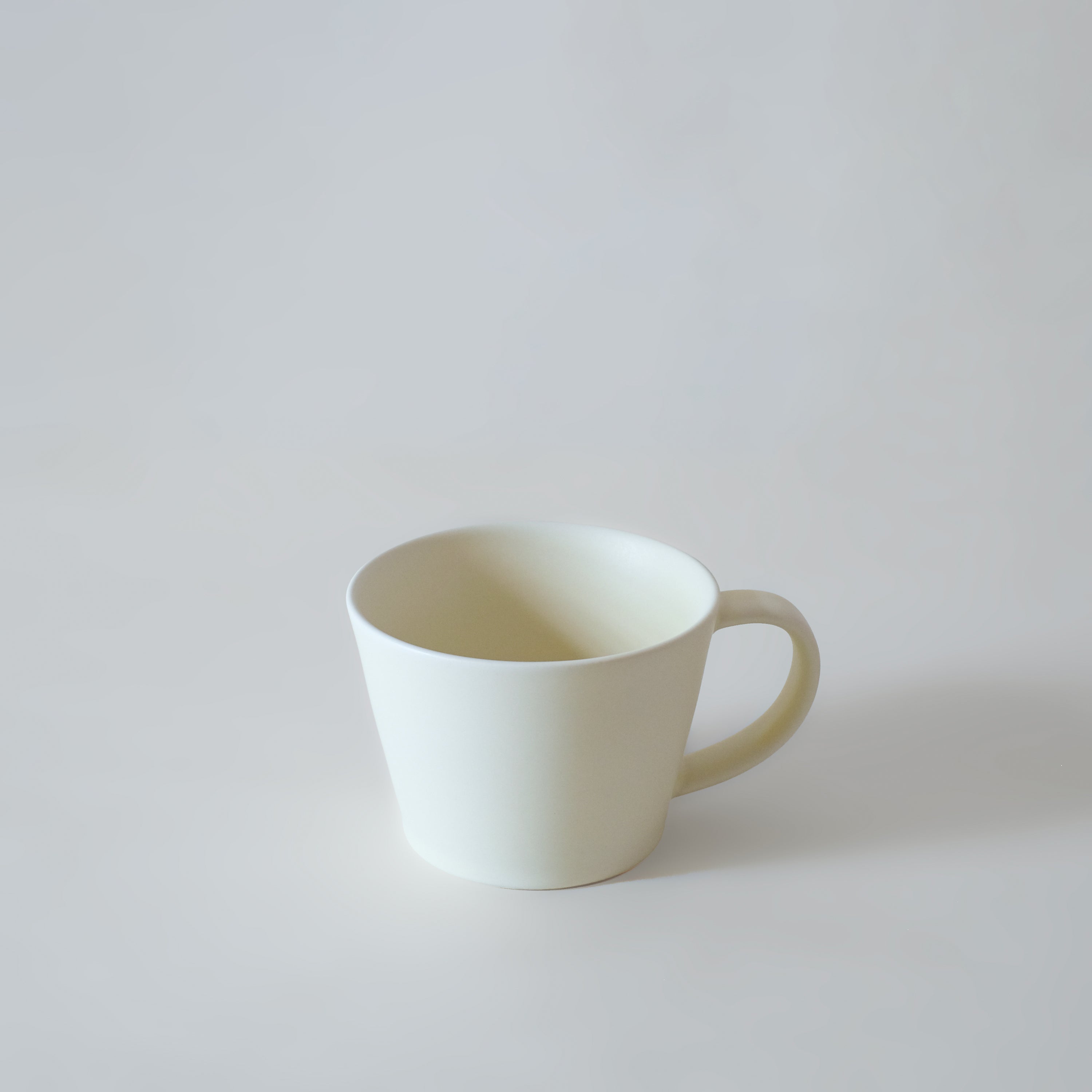 Sara Coffee Cup 奶油白 咖啡杯