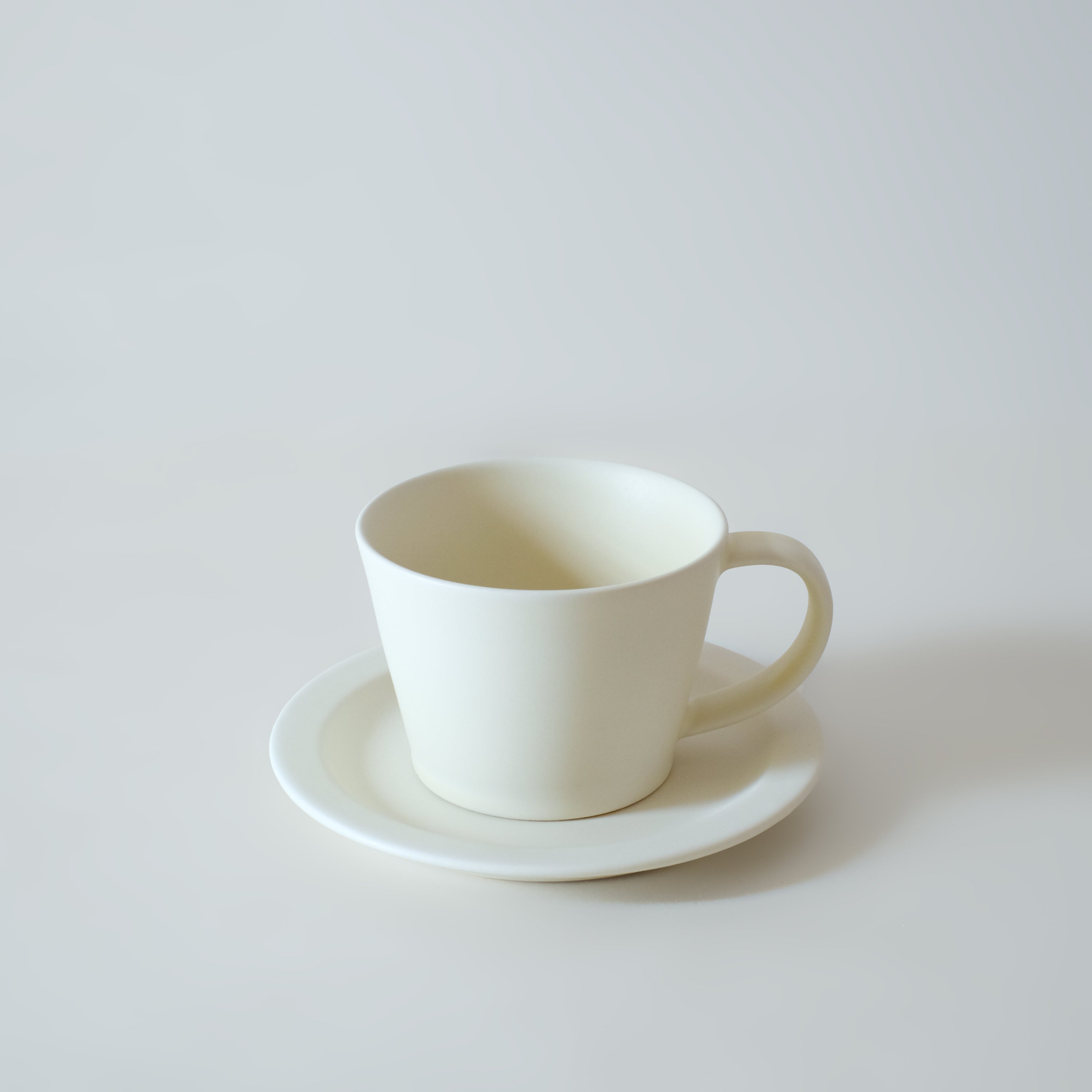 Sara Coffee Cup 奶油白 咖啡杯